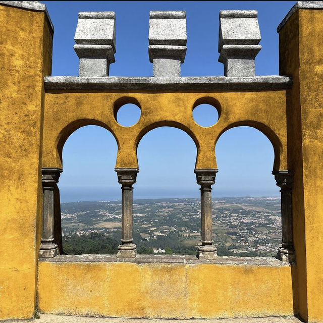 <葡萄牙 Sintra 🇵🇹> 浪漫三色宮殿 ⬜️🟨🟥
