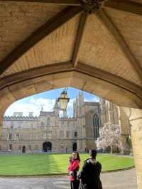 Exploring Oxford: The City of Dreaming Spires