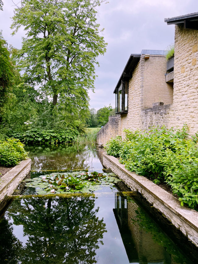 🌿 Worcester College, Oxford: A Hidden Garden Oasis 🌿