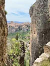 Rock, River & Ruins