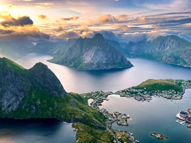 Lofoten Islands: Archipelago of Arctic Beauty