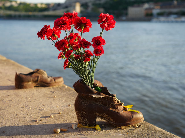 Shoes on the Danube Bank