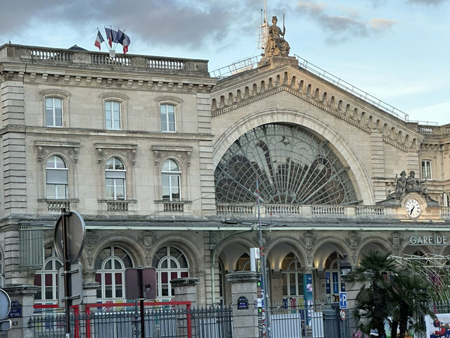 Hidden Gem in Paris: L'épicerie de Loïc B Review at Marché Saint-Quentin