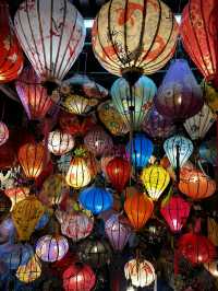The Shining wonders -Where the Streets Glow with Lantern Light