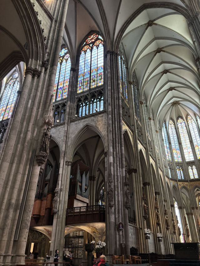 【ドイツ🇩🇪】ケルン大聖堂⛪＆おすすめ人気カフェで味わうひととき☕️