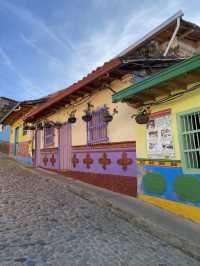 Colombia Trip: Chromatic Streets in Guatape is perfect for Influencers!