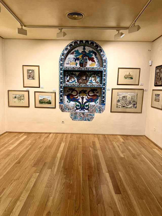 Silence and Color Silence and Color