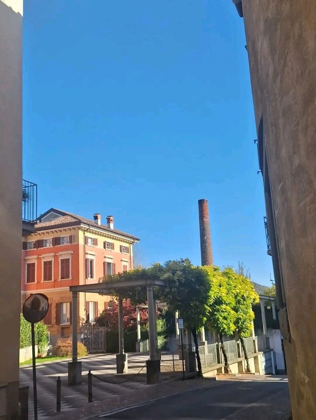 Bergamo in Autumn: The Perfect Hidden Gem Season Bergamo in Autumn: The Perfect Hidden Gem Season