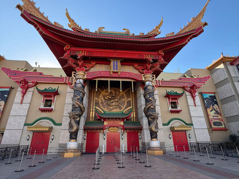 Universal - волшебная сказка для всех возрастов 