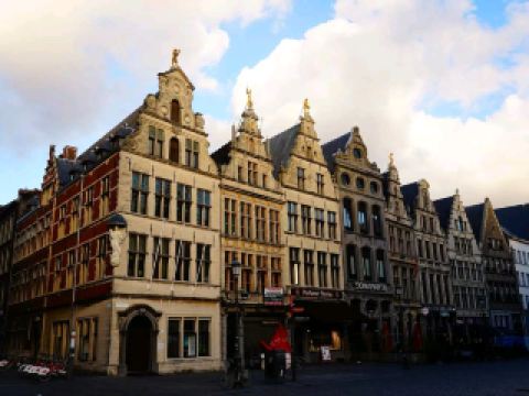 มนต์เสน่ห์แห่งตลาดใหญ่✨