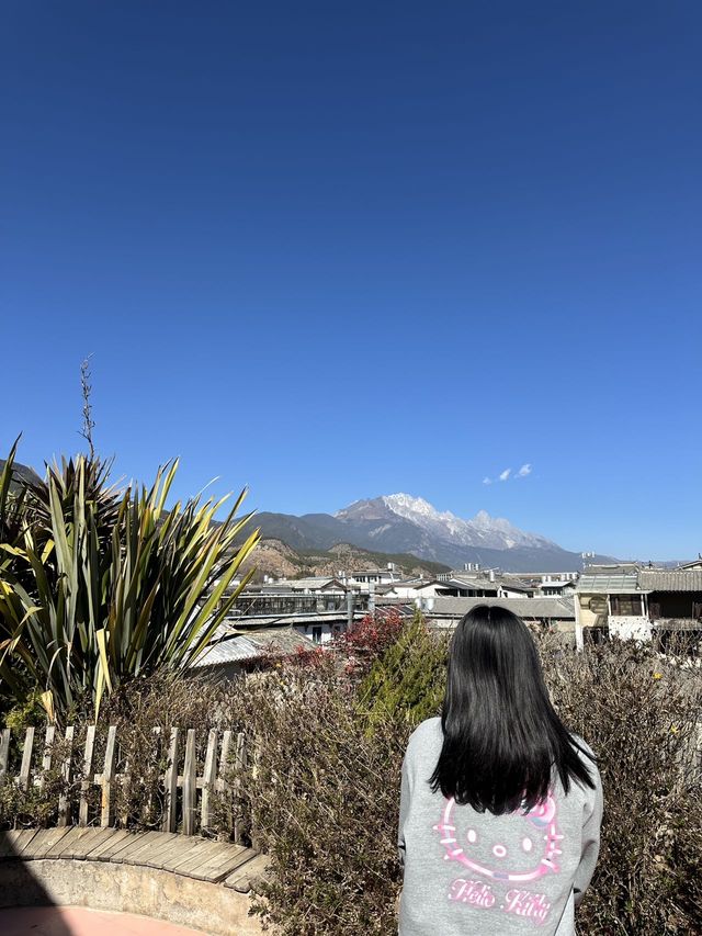 束河古鎮這家能看雪山的民宿！太太太美了！