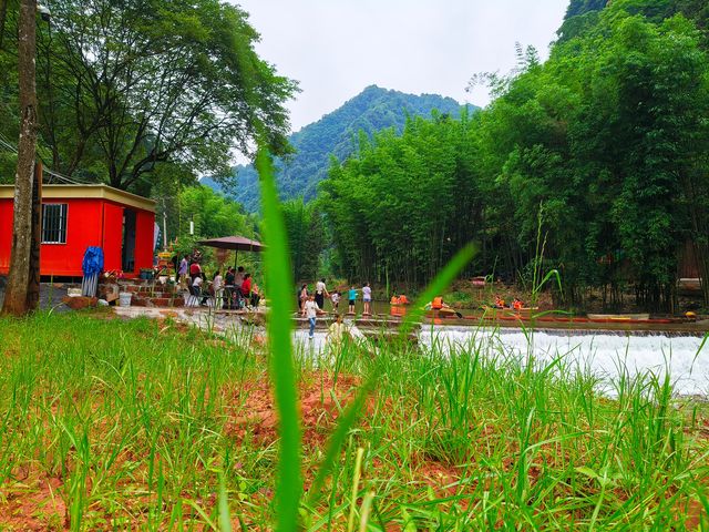 遷西溝龍神谷玩水摸魚