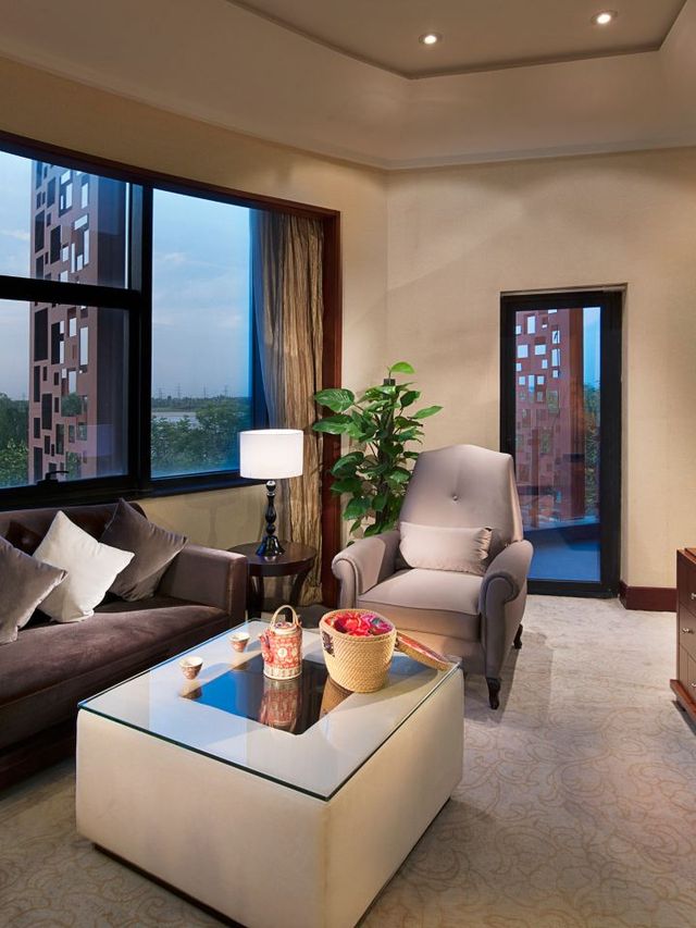 🌟✨ Xi'an's Luxe Retreat: Jin Jiang International Hotel 🏨🍵