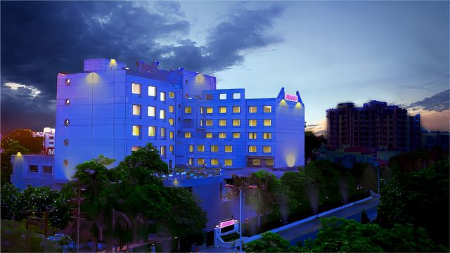 瓦多達拉印象：阿克塔花園酒店深度遊。