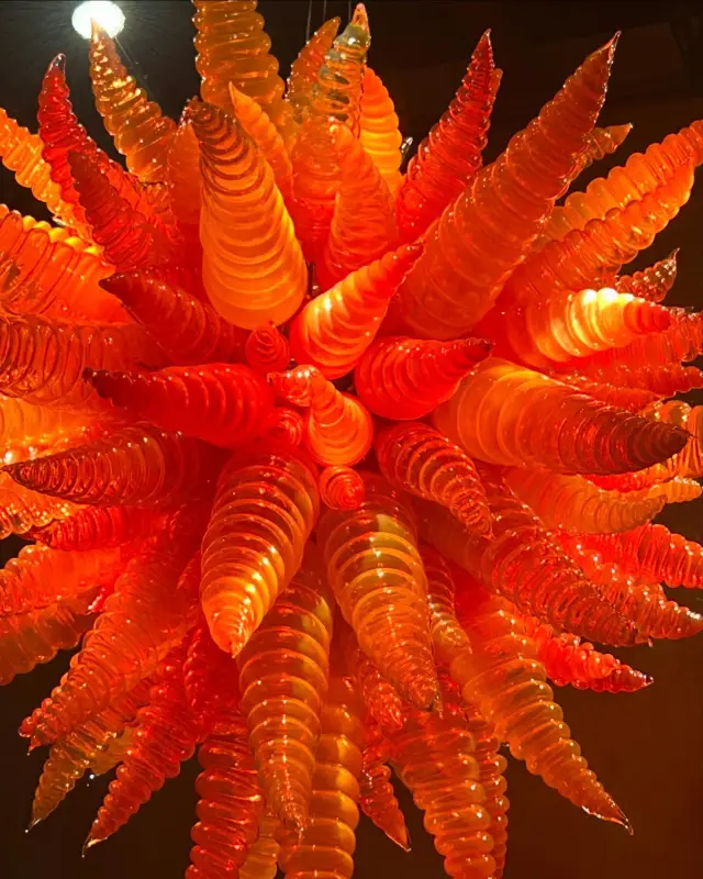 Chihuly Garden and Glass: A visual fantasy journey.