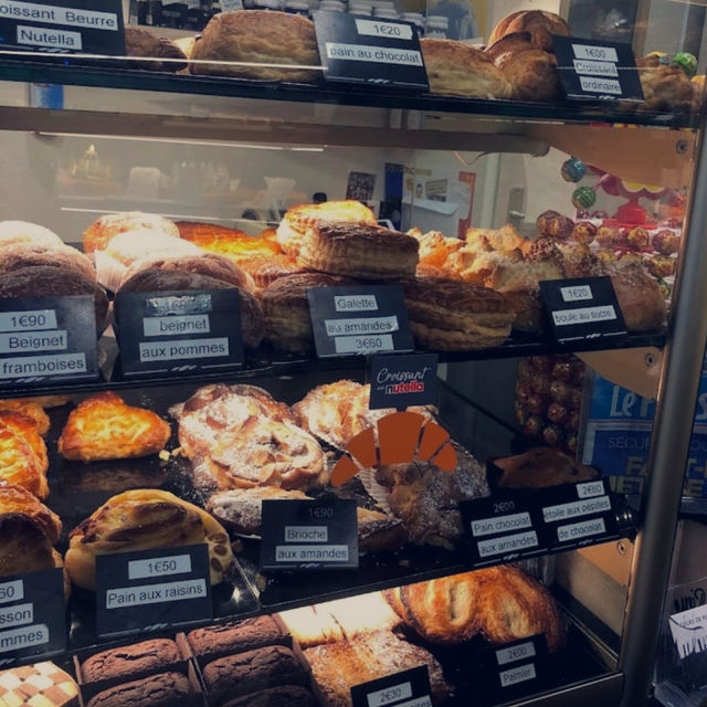 파리 몽마르뜨 근처 바게트 경연대회에서 우승한 맛집 🥖