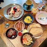 Brunch & Breakfast