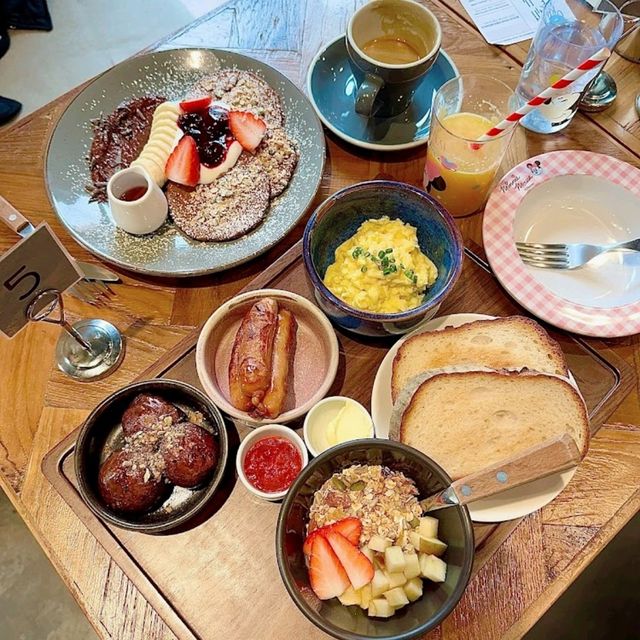 Brunch & Breakfast