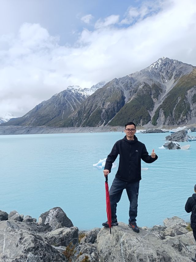 庫克山  塔斯曼冰湖   散落的冰川震撼。