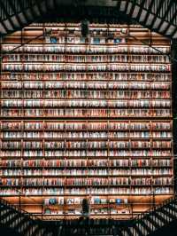 Famous Ancient House Bookstore in Japan 🇯🇵