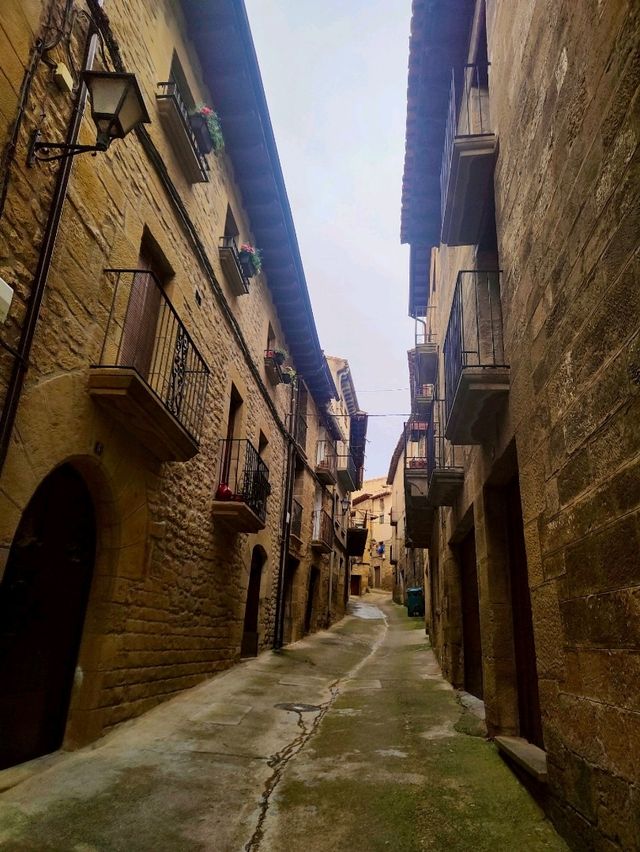 Uncastillo: A Medieval Gem in Aragón 🏰✨