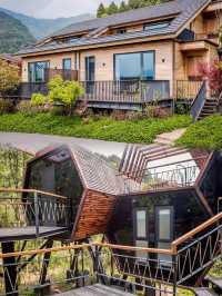 這裡簡直就是孩子的天堂，入住現實版富春山居船屋