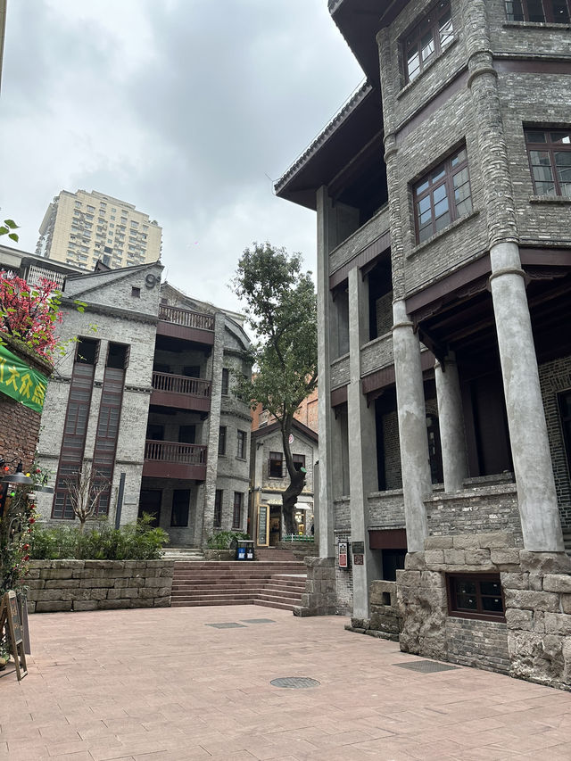 重慶之旅～8D魔幻交通的震撼