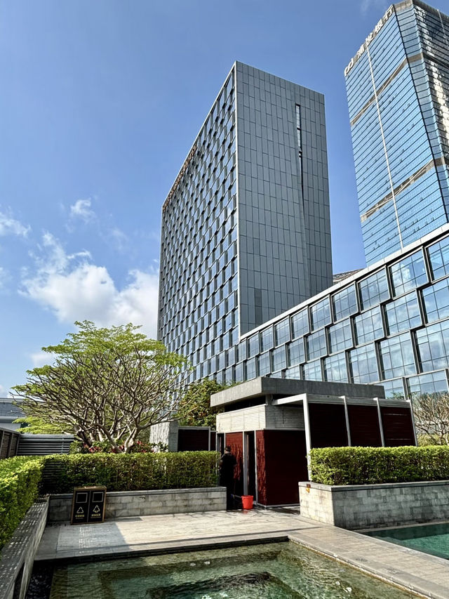 雲端之境，靜水藏奢｜深圳四季酒店
