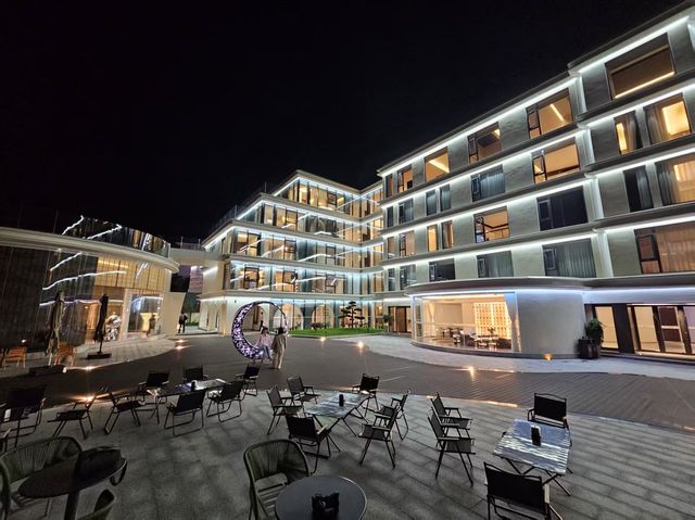 逃離高壓嘅雲端秘境：喺三清山煦初雲端酒店嘅治癒之旅