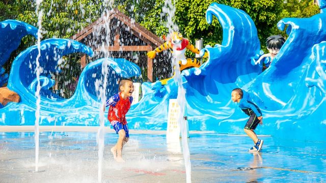 南寧水上樂園「熱浪」來襲！快來狂歡！