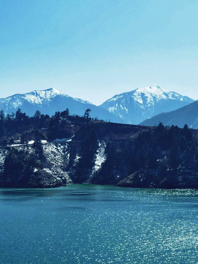 涼山旅遊攻略：探索川西南嘅秘境天堂