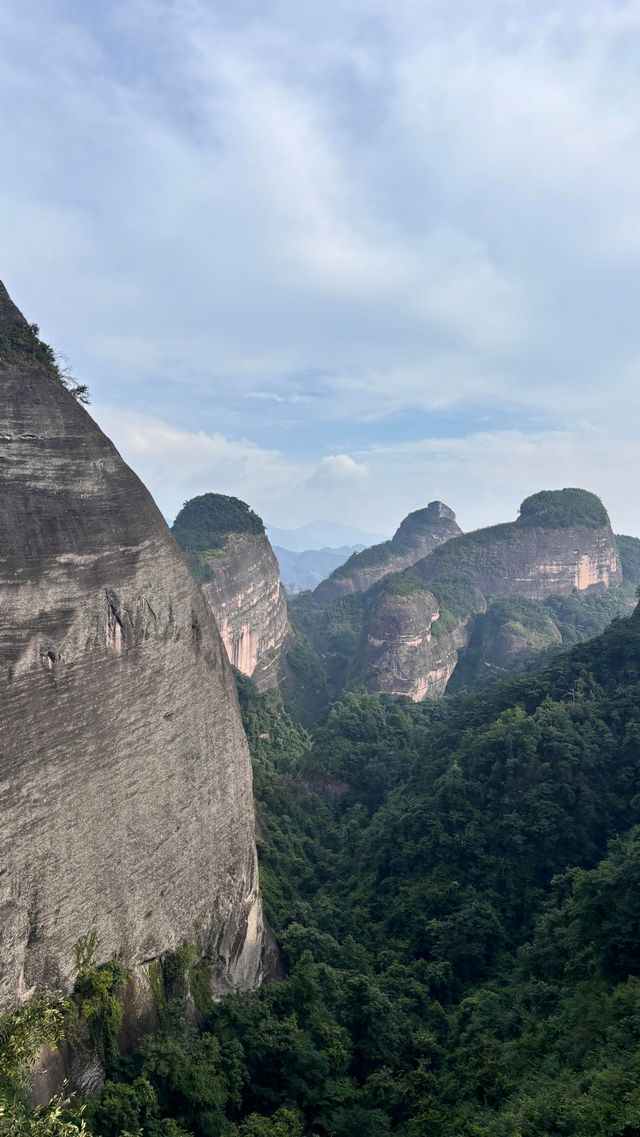湖南邵陽崀山探索丹霞地貌的絕佳去處
