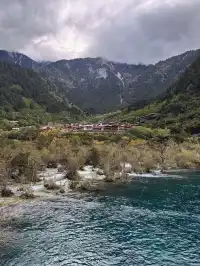 九寨溝錯峰出行 錯了個寂寞