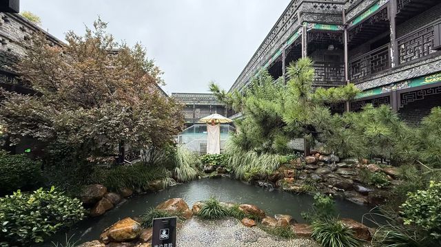 雨中古建秘境