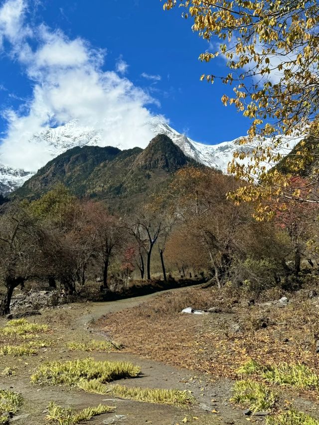 哇塞…徒步遇到這風景跟畫有什麼區別