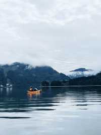 秋日泛舟雅女湖