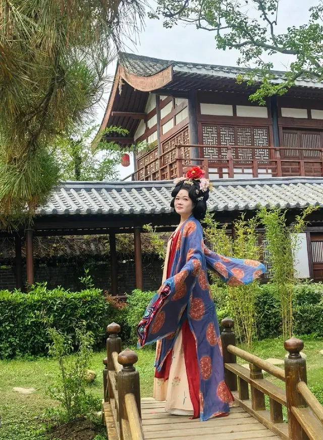 襄陽-唐城出片妝造指南，大唐風不顯瘦