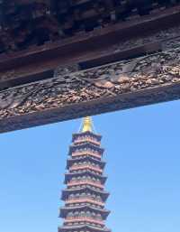 從千年古街到潮玩夜市，這份旅拍攻略藏著城市密碼