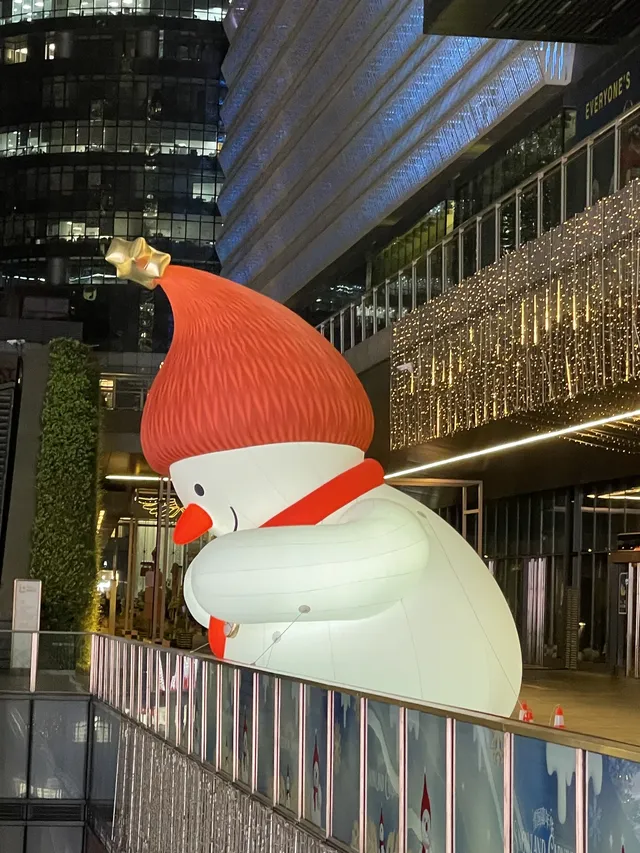 在上海！陸家嘴中心聖誕氛圍99.9999%