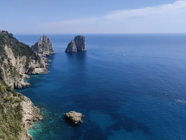 聽朋友推薦，報了一個意大利半自由行團（無廣