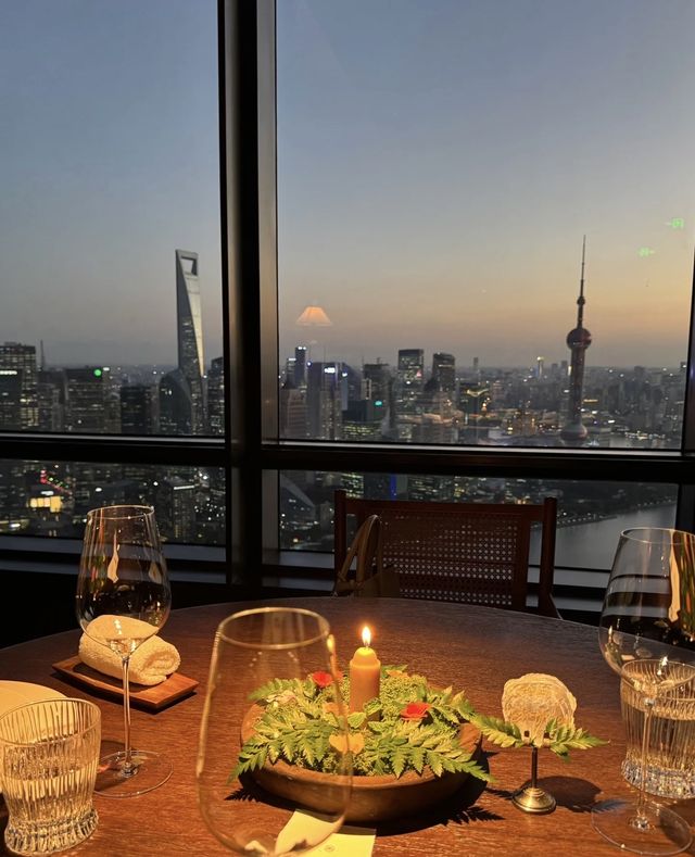 浦東42樓的雲端極致浪漫上海Top1景觀日料攻略 救命!這家高空omakase讓我瘋狂心動 來 浦東42樓的雲端極致浪漫上海Top1景觀日料攻略 救命!這家高空omakase讓我瘋狂心動 來