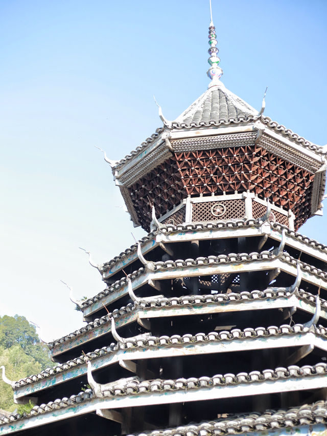 因為一扇窗，來到一座城