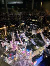 站在東京之上:SHIBUYA SKY × 新宿夜色