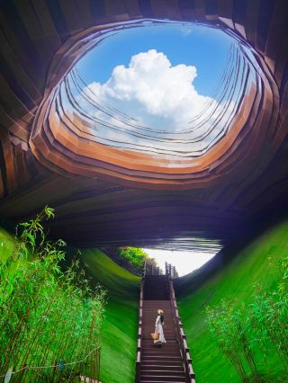 May Day reverse travel! A hidden gem of a small town I want to recommend a million times!