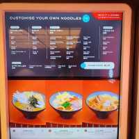 卷物非常足料，車仔麵自選配料