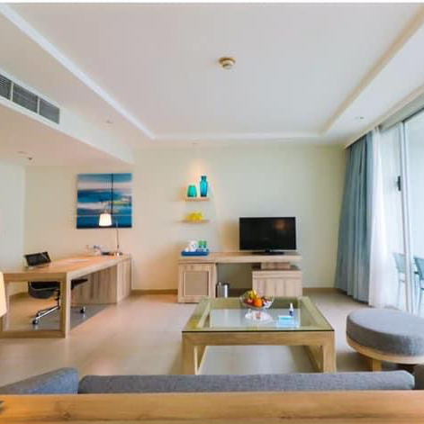 Holiday Inn Pattaya โรงแรมติดหาดพัทยา