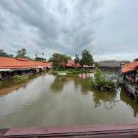 ตลาดน้ำอโยธยา
