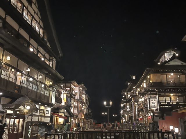 銀山溫泉