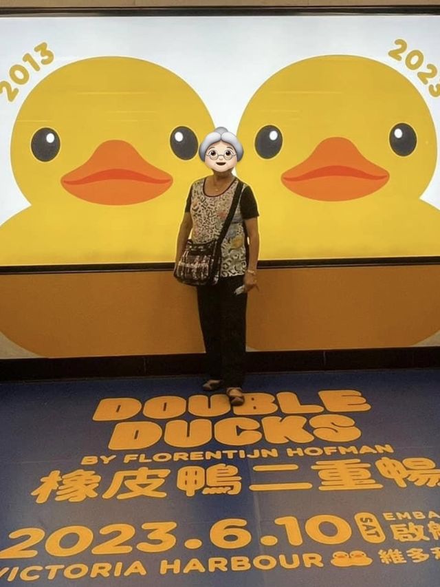 橡皮鴨番尼啦🥹維多利亞港最新打卡位❤️童年小黃鴨😎