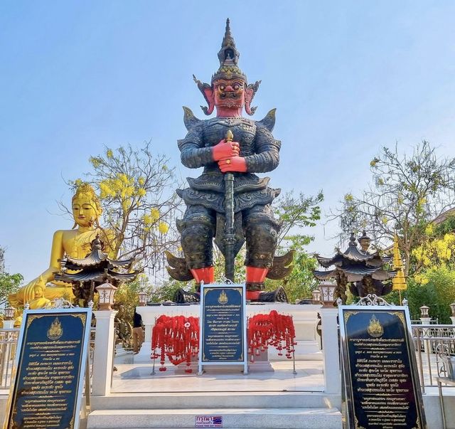 อุทยานพระฤาษี องค์ใหญ่ที่สุดในโลก